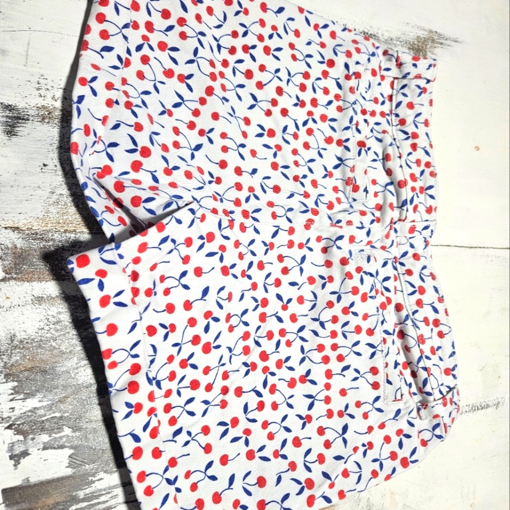 SO Cherry Shorts size 3